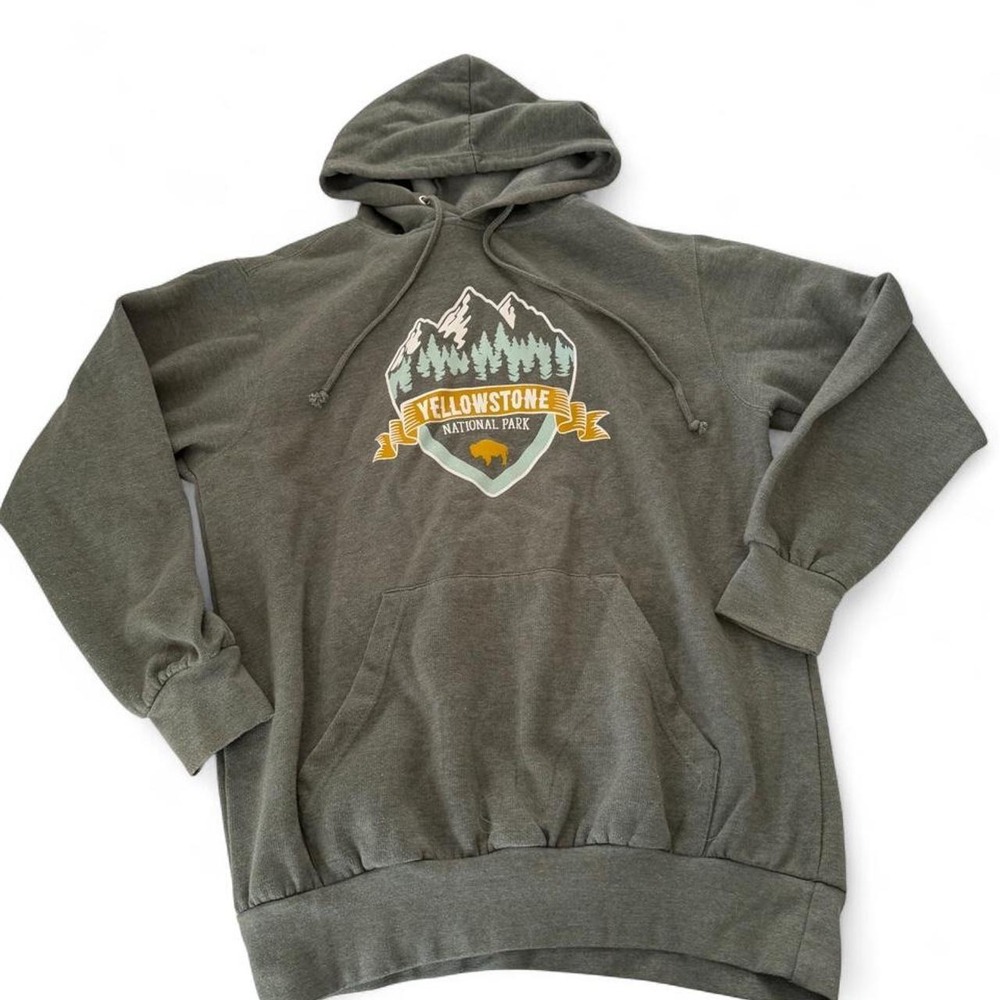 MV Sport Yellowstone National Park Graphic Hoodie Olive Green Mens Medium